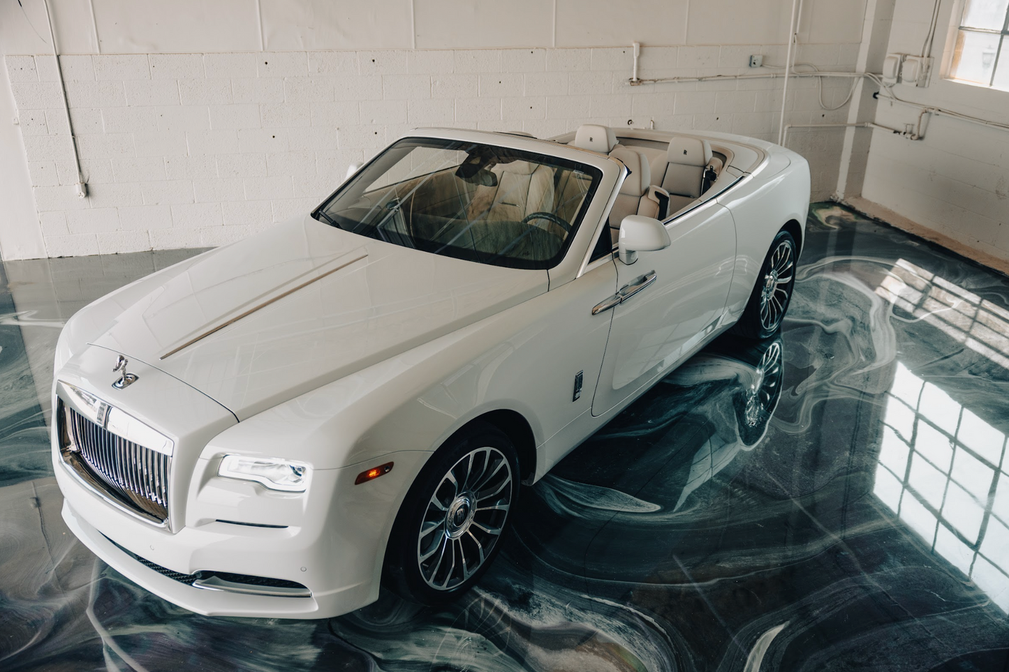Rolls-Royce Dawn