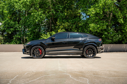Lamborghini Urus (Black)