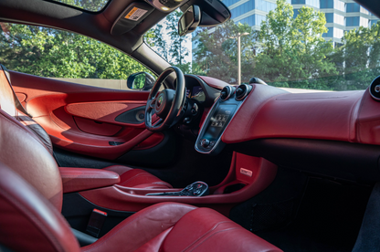McLaren 570 GT