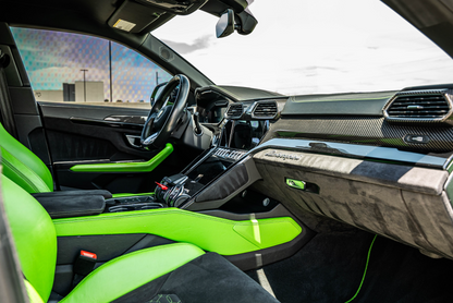 Lamborghini Urus (Green)