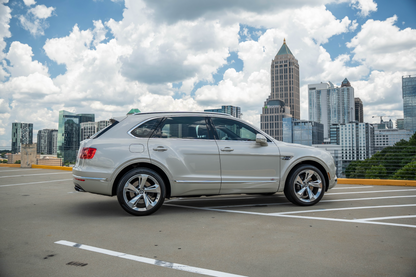 Bentley Bentayga (White)