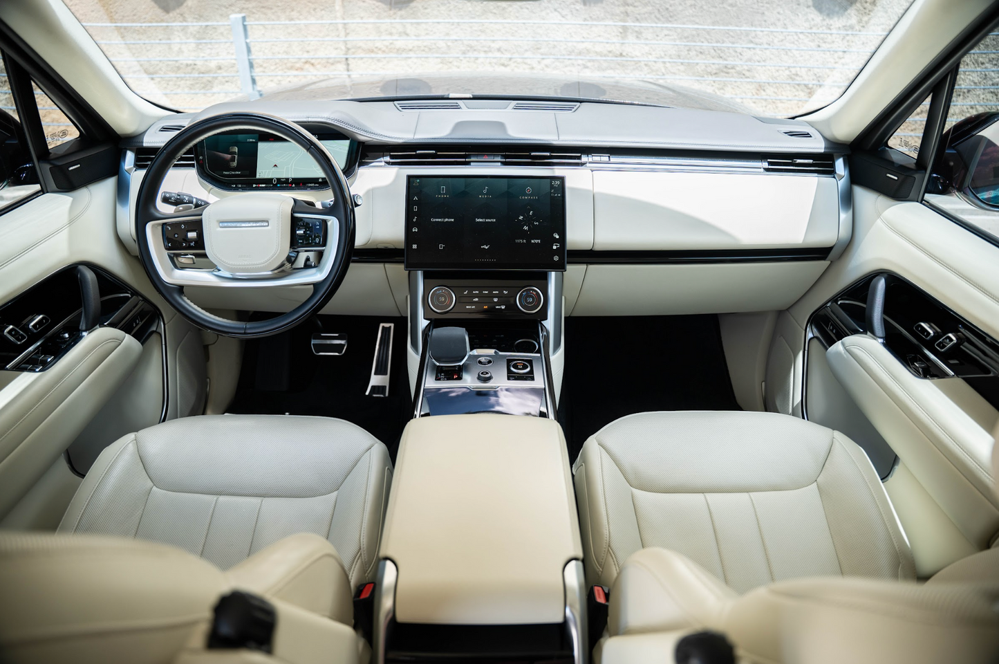 Land Rover Range Rover (Black)