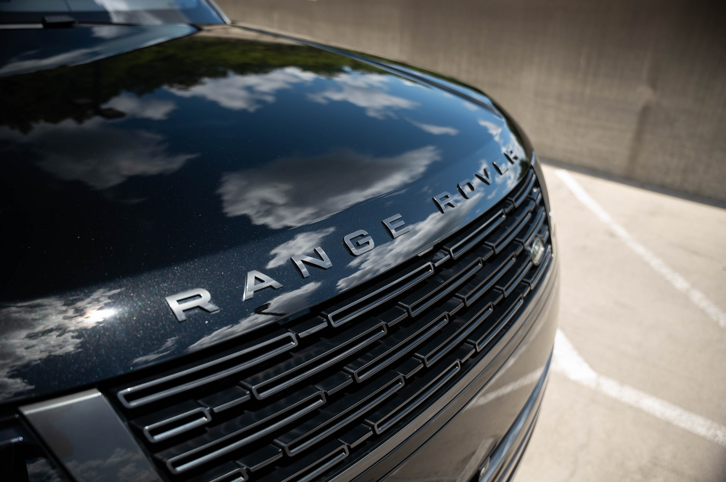 Land Rover Range Rover (Black)