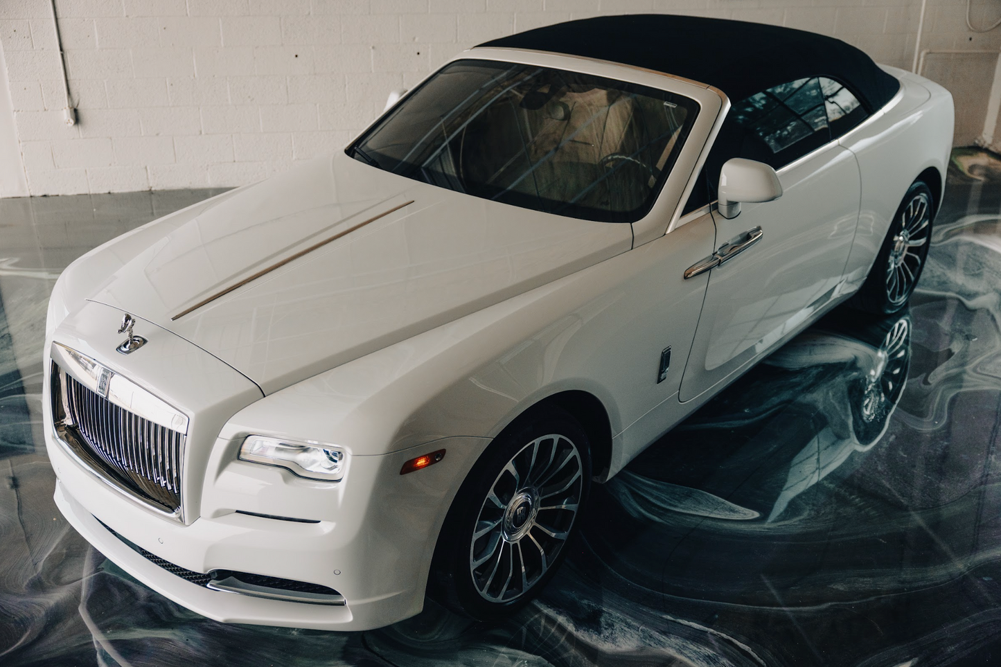Rolls-Royce Dawn